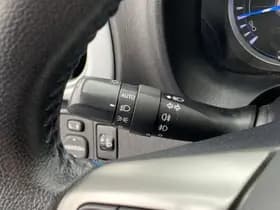 Toyota Yaris thumbnail 24