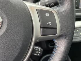 Toyota Yaris thumbnail 26