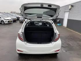 Toyota Yaris thumbnail 58