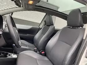 Toyota Yaris thumbnail 72