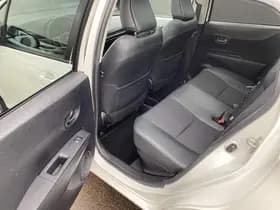 Toyota Yaris thumbnail 95