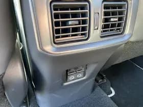 Toyota RAV4 thumbnail 105