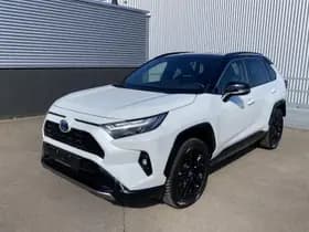 Toyota RAV4 thumbnail 3