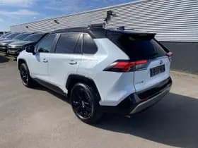Toyota RAV4 thumbnail 5