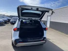 Toyota RAV4 thumbnail 7