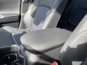 Toyota RAV4 thumbnail 96