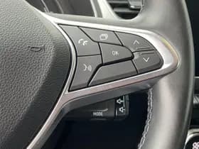 Renault Captur thumbnail 34