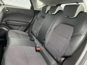 Renault Captur thumbnail 53