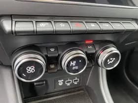 Renault Captur thumbnail 99