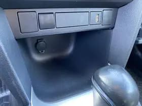 Toyota Yaris-cross thumbnail 101