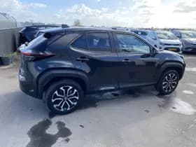 Toyota Yaris-cross thumbnail 13