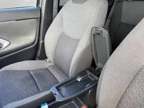 Toyota Yaris-cross thumbnail 41