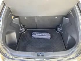 Toyota Yaris-cross thumbnail 9