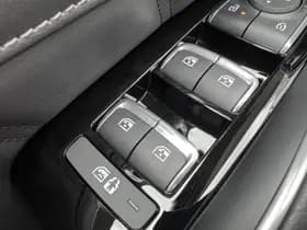 Kia Sorento thumbnail 24