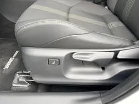 Toyota Yaris-cross thumbnail 13