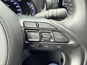 Toyota Yaris-cross thumbnail 17