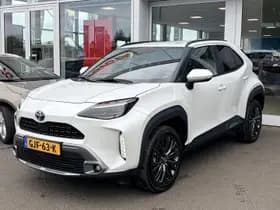 Toyota Yaris-cross thumbnail 3