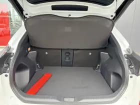 Toyota Yaris-cross thumbnail 34