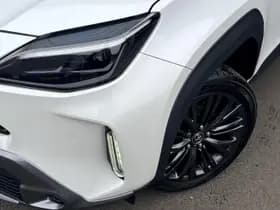 Toyota Yaris-cross thumbnail 5