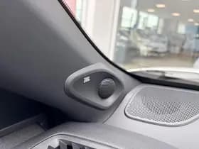 Toyota Yaris-cross thumbnail 56