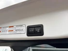 Toyota Yaris-cross thumbnail 71