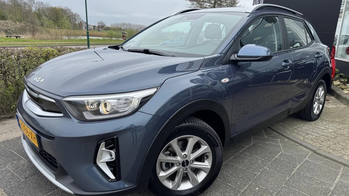 Kia Stonic — foto 1