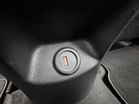 Kia Stonic thumbnail 11