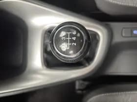 Toyota Yaris thumbnail 17