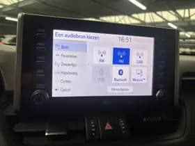 Toyota RAV4 thumbnail 19