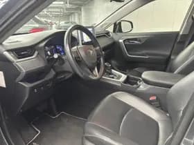 Toyota RAV4 thumbnail 4