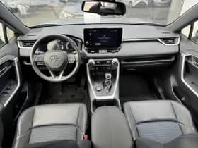 Toyota RAV4 thumbnail 9