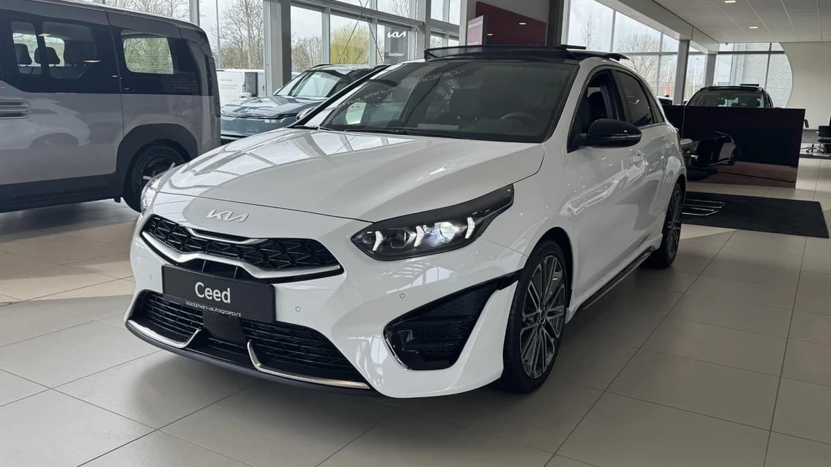Kia Ceed — foto 1