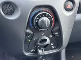 Toyota Aygo thumbnail 39