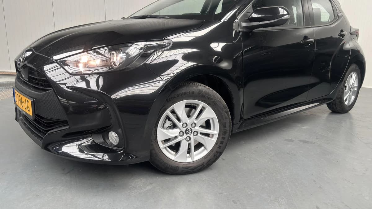 Toyota Yaris — foto 1