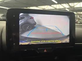 Toyota Yaris thumbnail 14