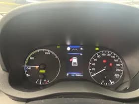 Toyota Yaris thumbnail 5