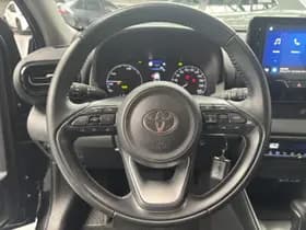 Toyota Yaris thumbnail 6