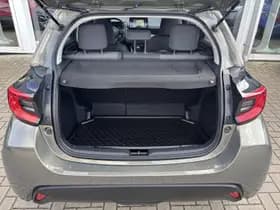 Toyota Yaris thumbnail 12