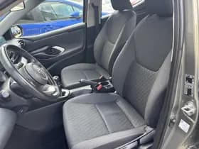 Toyota Yaris thumbnail 17