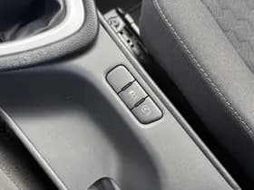 Toyota Yaris thumbnail 30