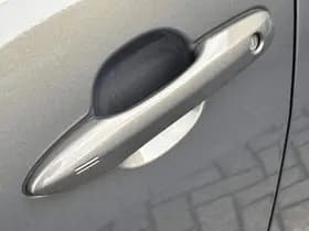 Toyota Yaris thumbnail 34