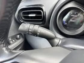 Toyota Yaris thumbnail 51