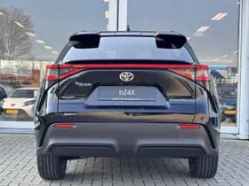 Toyota bZ4X thumbnail 5
