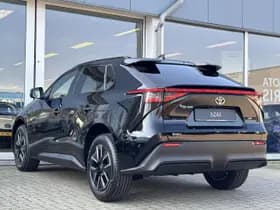 Toyota bZ4X thumbnail 10