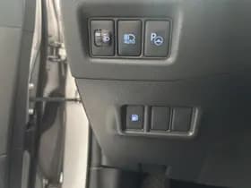 Toyota C-HR thumbnail 18