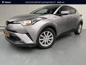 Toyota C-HR thumbnail 30