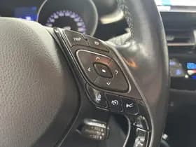 Toyota C-HR thumbnail 38
