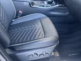 Kia Sorento thumbnail 8