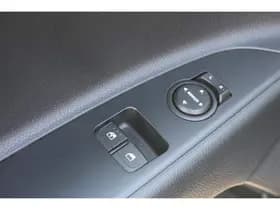 Kia Rio thumbnail 55