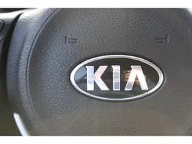 Kia Rio thumbnail 59